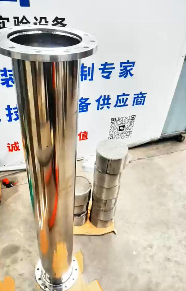 精馏塔塔节的填料安装